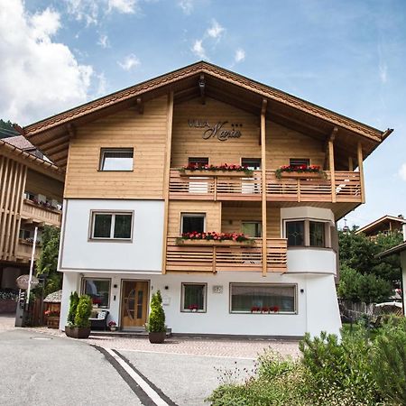 Garni Villa Maria Wolkenstein in Gröden Exterior foto